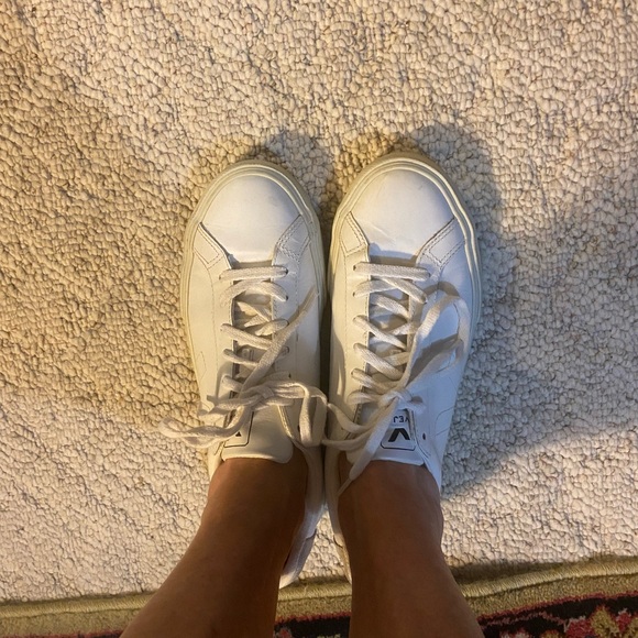 Veja White Sneakers - Picture 2 of 5